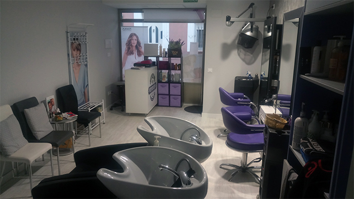 Foto interior Peluqueria desde la derecha